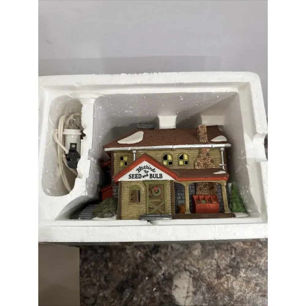 1992 Dept. 56 New England Village Heritage Coll. BLUEBIRD SEED & BULB Light/Box